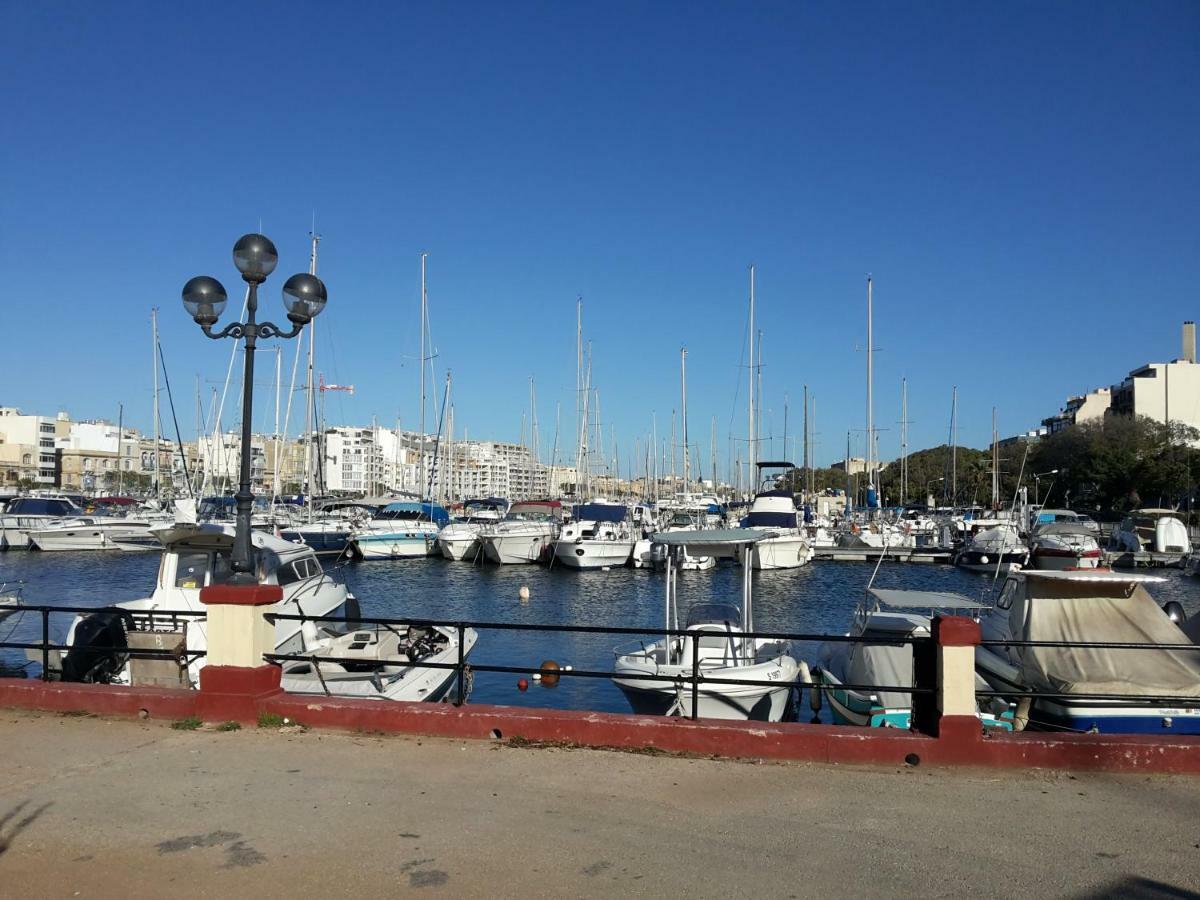 Seafront Room Msida Ngoại thất bức ảnh